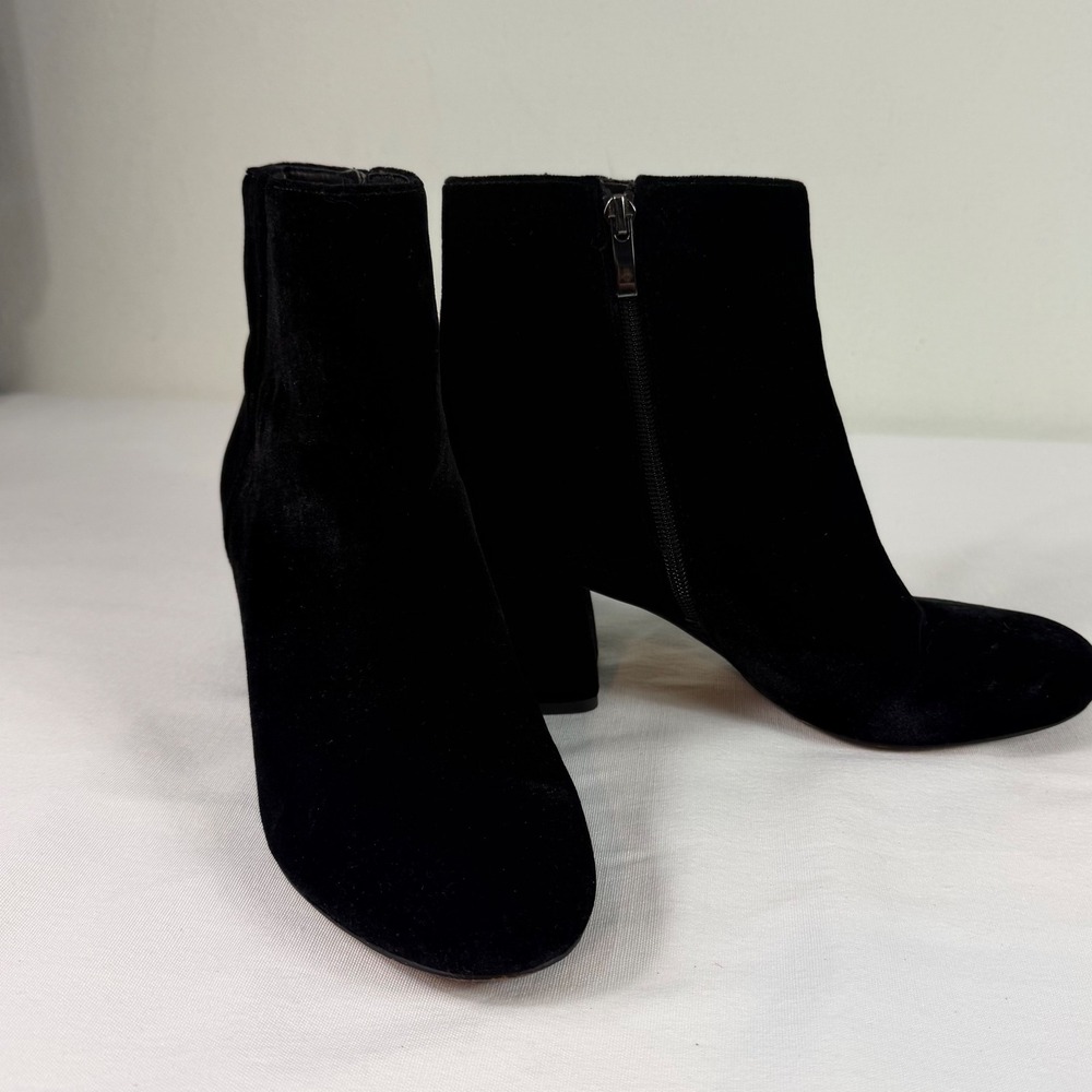 Franco Sarto L-Jubilee Black Velvet Ankle Boots Block‎ Heel Women's Size 8.5M